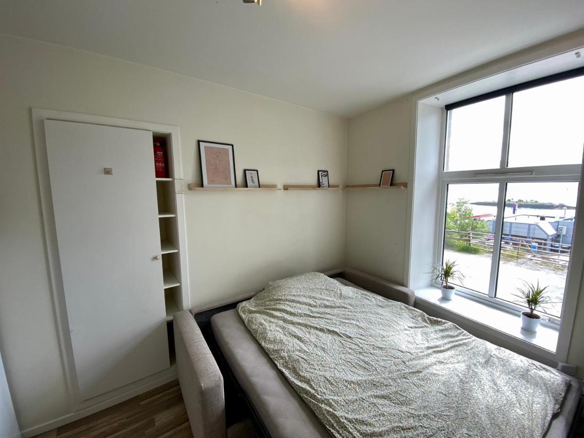 Small, Central And Quiet Studio Apartment In Alesund Ngoại thất bức ảnh